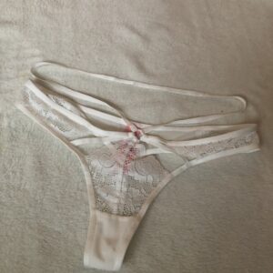 Sexet, hvid g-streng