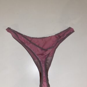 Pink godt brugt g-streng