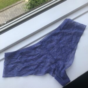 Frække blonde trusser