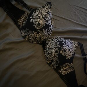 Lækker blondeBH brugt under sex