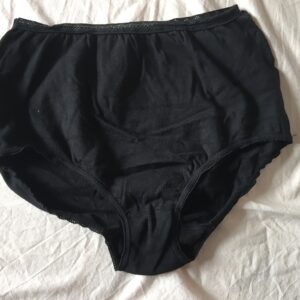 Sorte bomuldstrusser