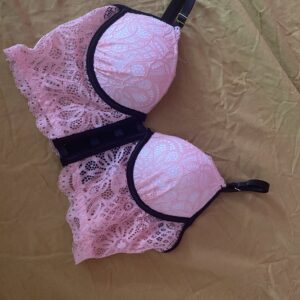 Duftende våde trusser brugt 2 dage