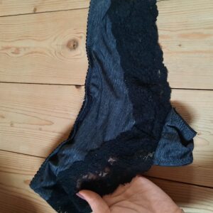 Braziliantrusse med blonder