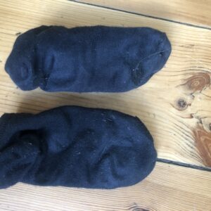 Beskidte og slidte sokker