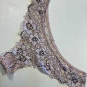 Sød pige trusse med blonder