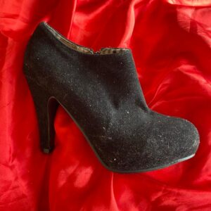 Frække slidte højhælede med leopardmønster