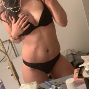 Lækkert lingeri sælges!