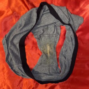 Brugte Trusser med brugsspor