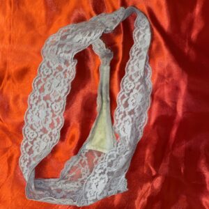 Meget slidte blonde g-streng