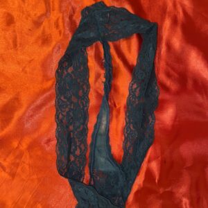 Meget slidte blonde g-streng