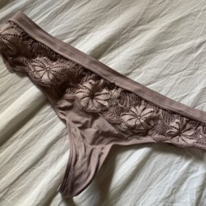 Frække brugte blonde g streng