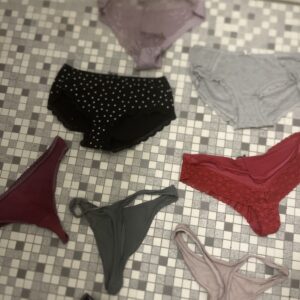 Brugte g strenge og trusser