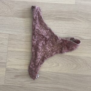 Smukkeste brugte blondetrusser