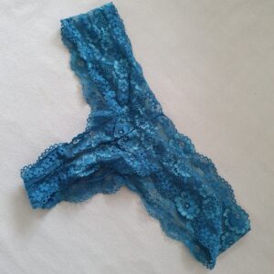 Blondetrusse/g-streng