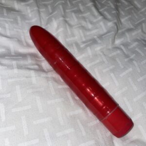 Brugt uvasket dildo