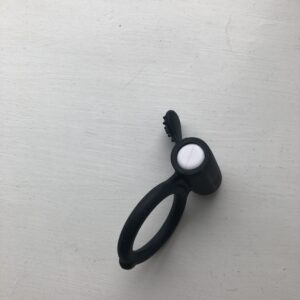 Penisring der kan vibrere