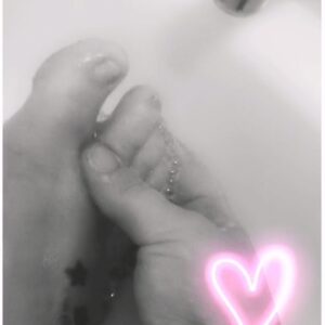 Fødder i sæbe VIDEO