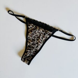 Mange forskellige brugte våde trusser