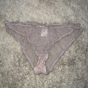 Babylyserøde trusser