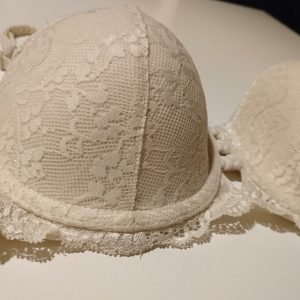 Brugt blonde Bh med duft