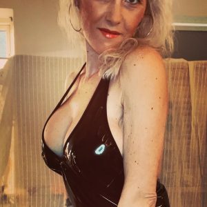 Lang video: blow job m. gagging ;)