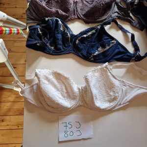 Store Bh'er til fyldige bryster