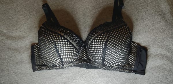 Brugt bh, store bryster