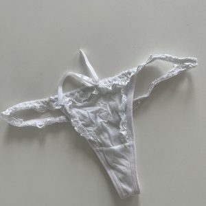 Hvid blonde g-streng