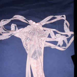 Fræk trus med binding