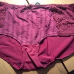 Brugte satin trusser sælges
