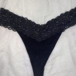 Brugt g-streng til 19-årig pige