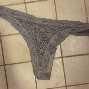 2 styks Menstruation’s g-strenge