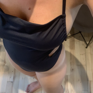 Brugt bikini sælges