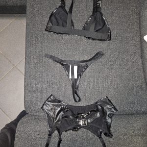 Kunstlæder lingeri sæt