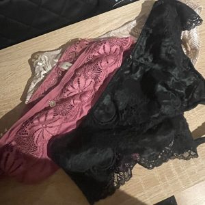 3 stk G streng med udflåd