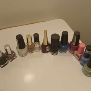 Tånegle klip med eller uden neglelak