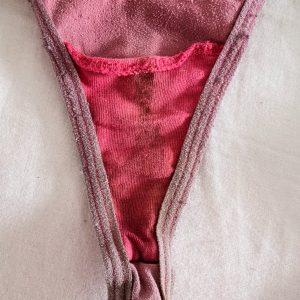 Slidt trusse med gammel plet ️