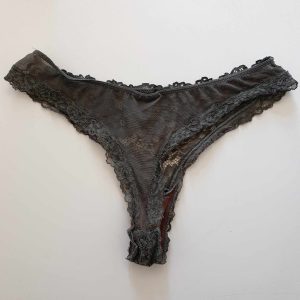 Sexede blondetrusser