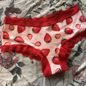 Jeg fået nye frække trusser hjem! Laves specielt til dig