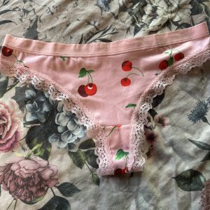 Jeg fået nye frække trusser hjem! Laves specielt til dig