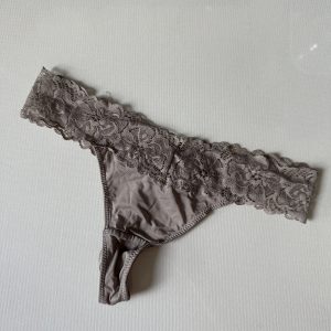 “Satin” trusse