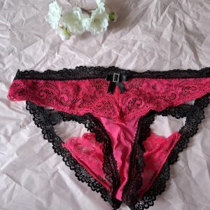Brugt trusse med sexede detaljer