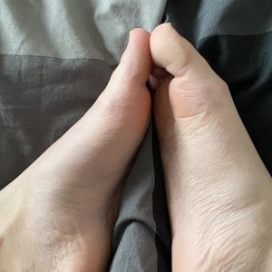Feet content