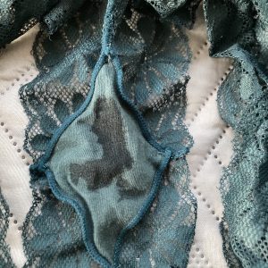 Brugt lesbisk blondetrusser