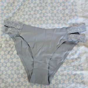 Brugte trusser brugt i 3 dage