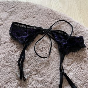 Sort/lilla hofteholder