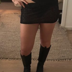 Høje læderstøvler + 2x surprice items