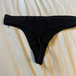 Neutral sort g-streng