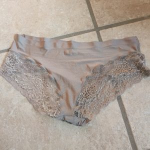 Dagens fugtige trusse