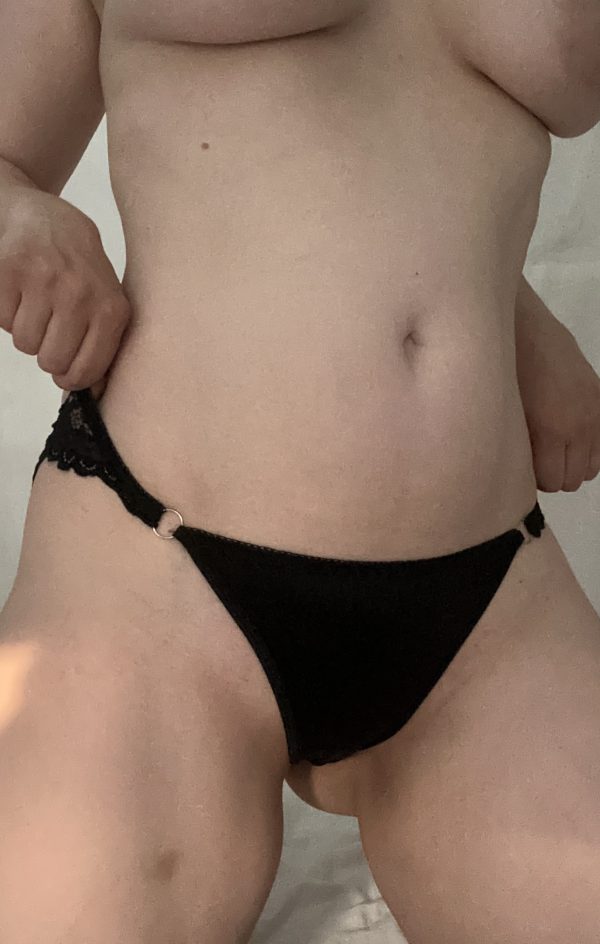 Sort blonde trusse